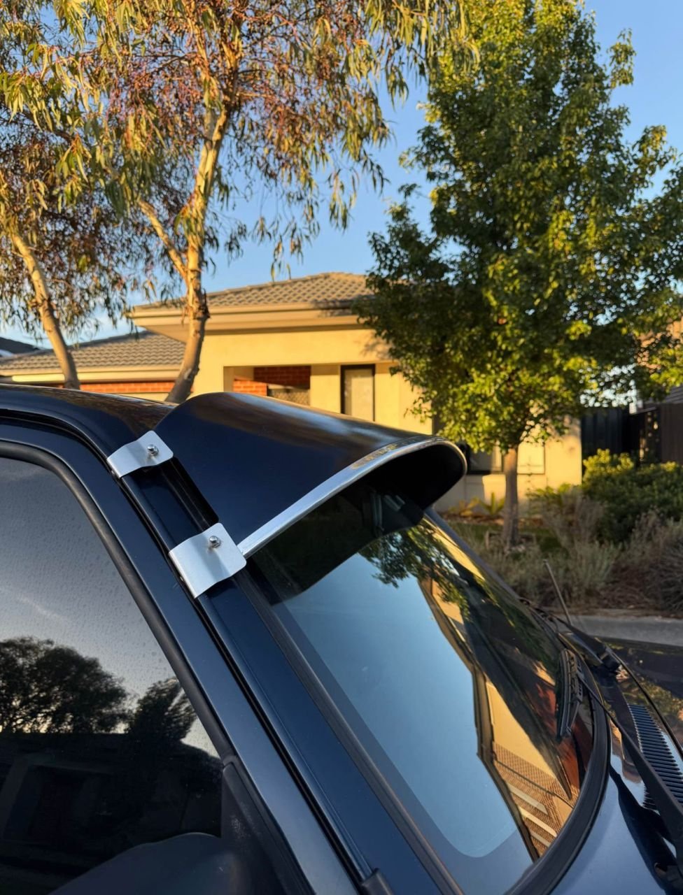 Nissan Patrol GU Y61 (Series 1–4) Sunvisor – Gloss Black - Image 2